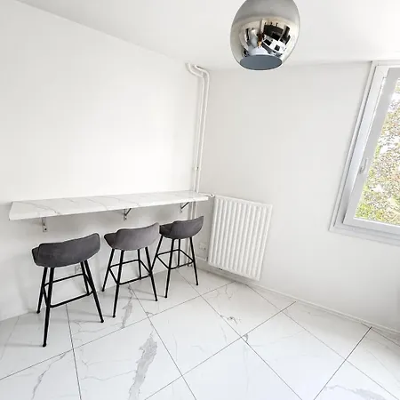Daire Beau Chic & Cosy, Proche Paris